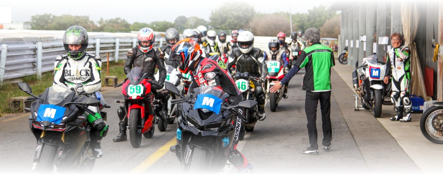 ２りんかん 2022年10月15日開催 筑波サーキット コース1000体験走行会