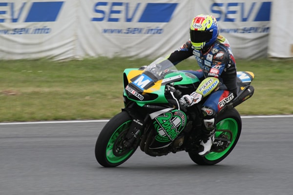 関口太郎選手登場。先導ライダーを務めていただきました
