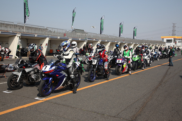 2りんかん 2022年3月11日開催 筑波サーキット コース2000体験走行会 レポート