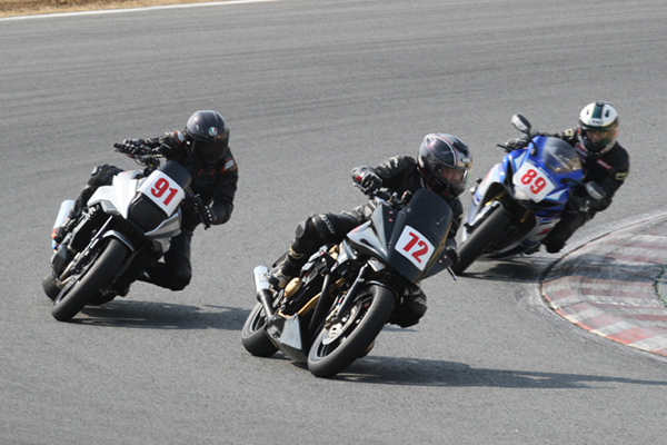 2りんかん 2022年3月11日開催 筑波サーキット コース2000体験走行会 レポート