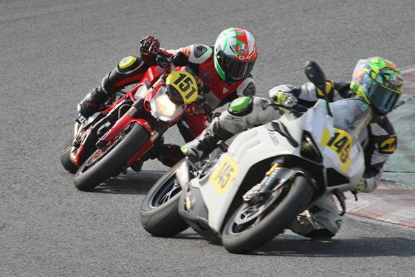 2りんかん 2022年3月11日開催 筑波サーキット コース2000体験走行会 レポート