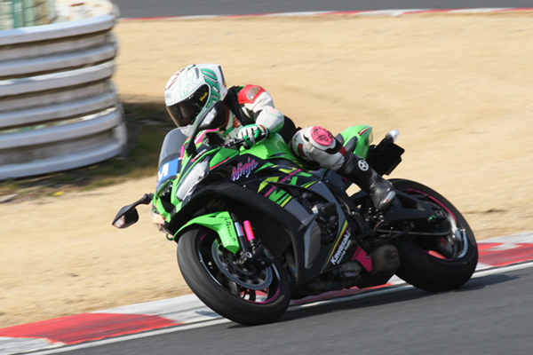 2りんかん 2022年3月11日開催 筑波サーキット コース2000体験走行会 レポート