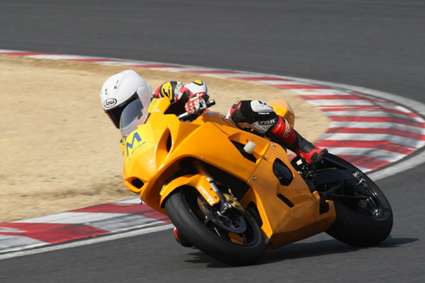 2りんかん 2022年3月11日開催 筑波サーキット コース2000体験走行会 レポート