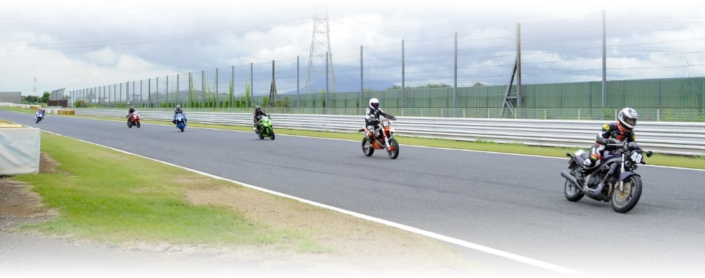 ２りんかん 2023年9月21日開催 筑波サーキット コース2000体験走行会 レポート