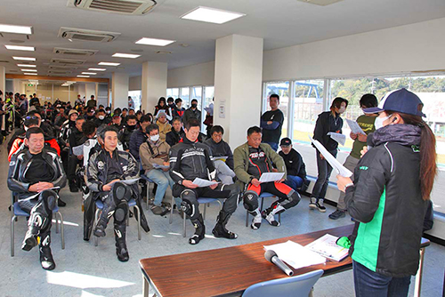 ２りんかん 2023年11月16日開催 筑波サーキット コース2000体験走行会 レポート