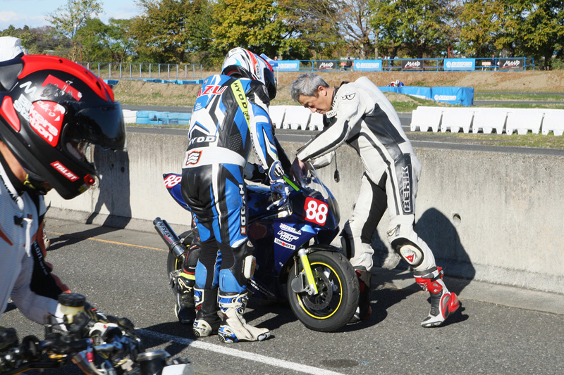 2りんかん 2024年11月30日開催 弐輪道CUP ミニバイク耐久レースフォトレポート