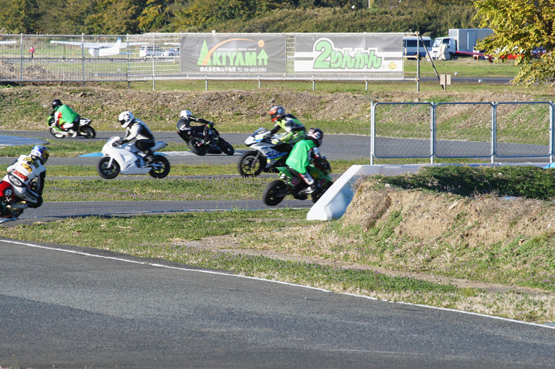 2りんかん 2024年11月30日開催 弐輪道CUP ミニバイク耐久レースフォトレポート