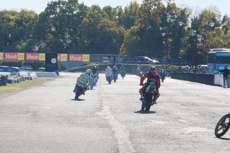 2りんかん 2024年11月30日開催 弐輪道CUP ミニバイク耐久レースフォトレポート