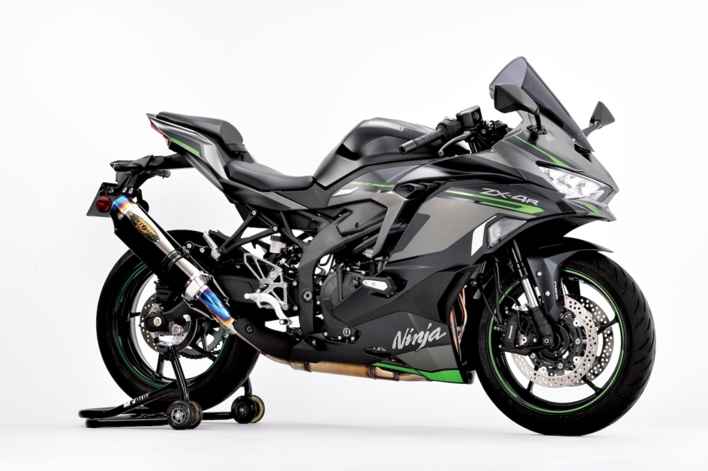 Ninja ZX4R-SlipOnマフラー BEET