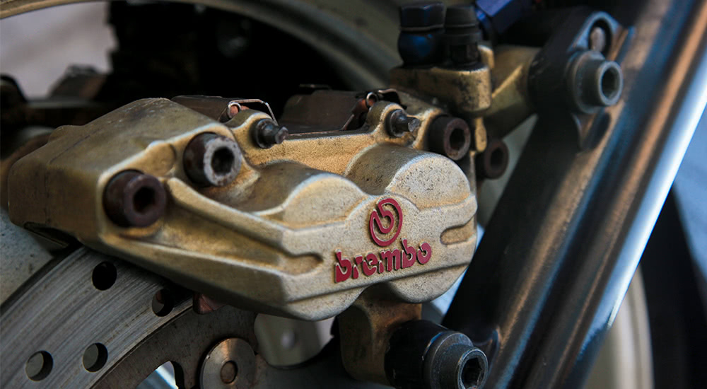 BRAKE CALIPER OVERHAUL