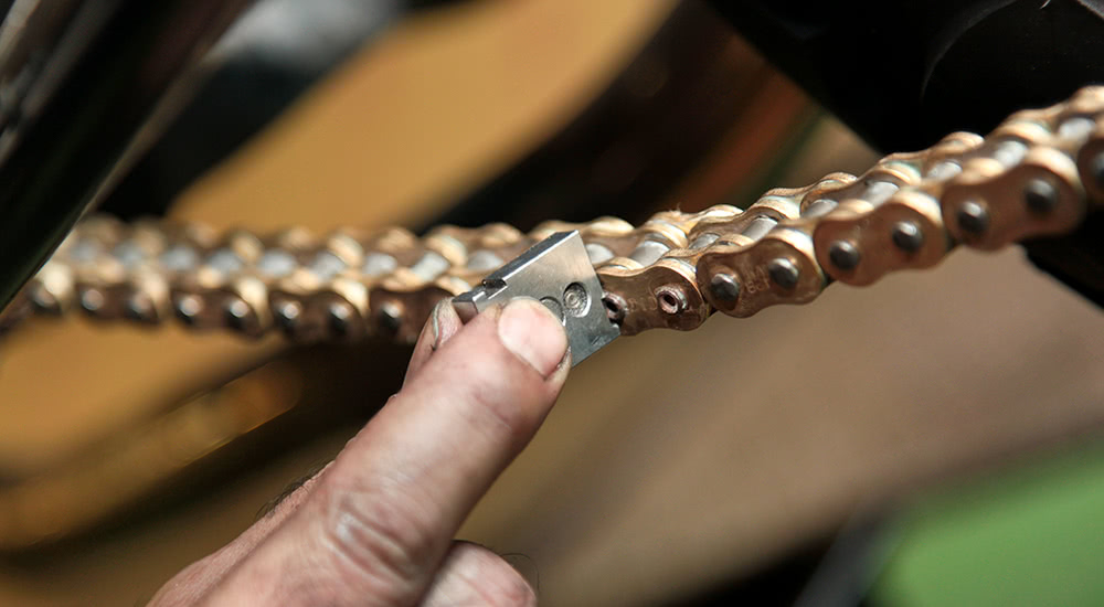 CHAIN & SPROCKET